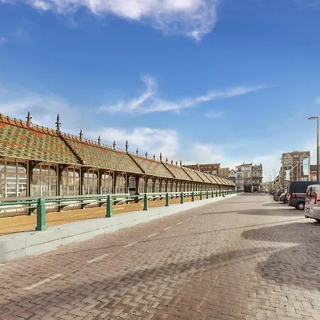 In Belgium Near Seafront, Cleaning Included Apartamento *